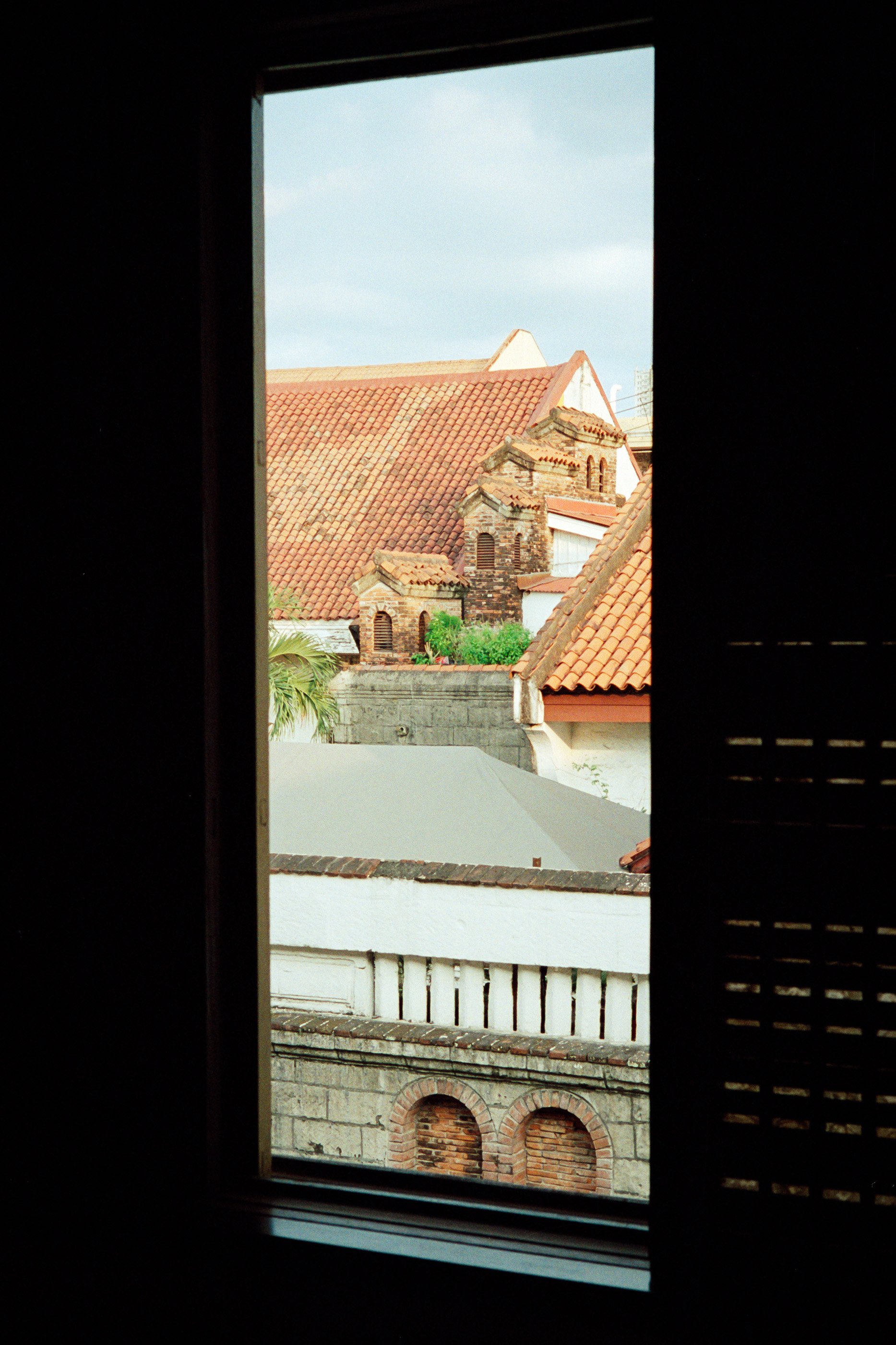 032024-Manila-MP28mm-Portra800-19.jpg