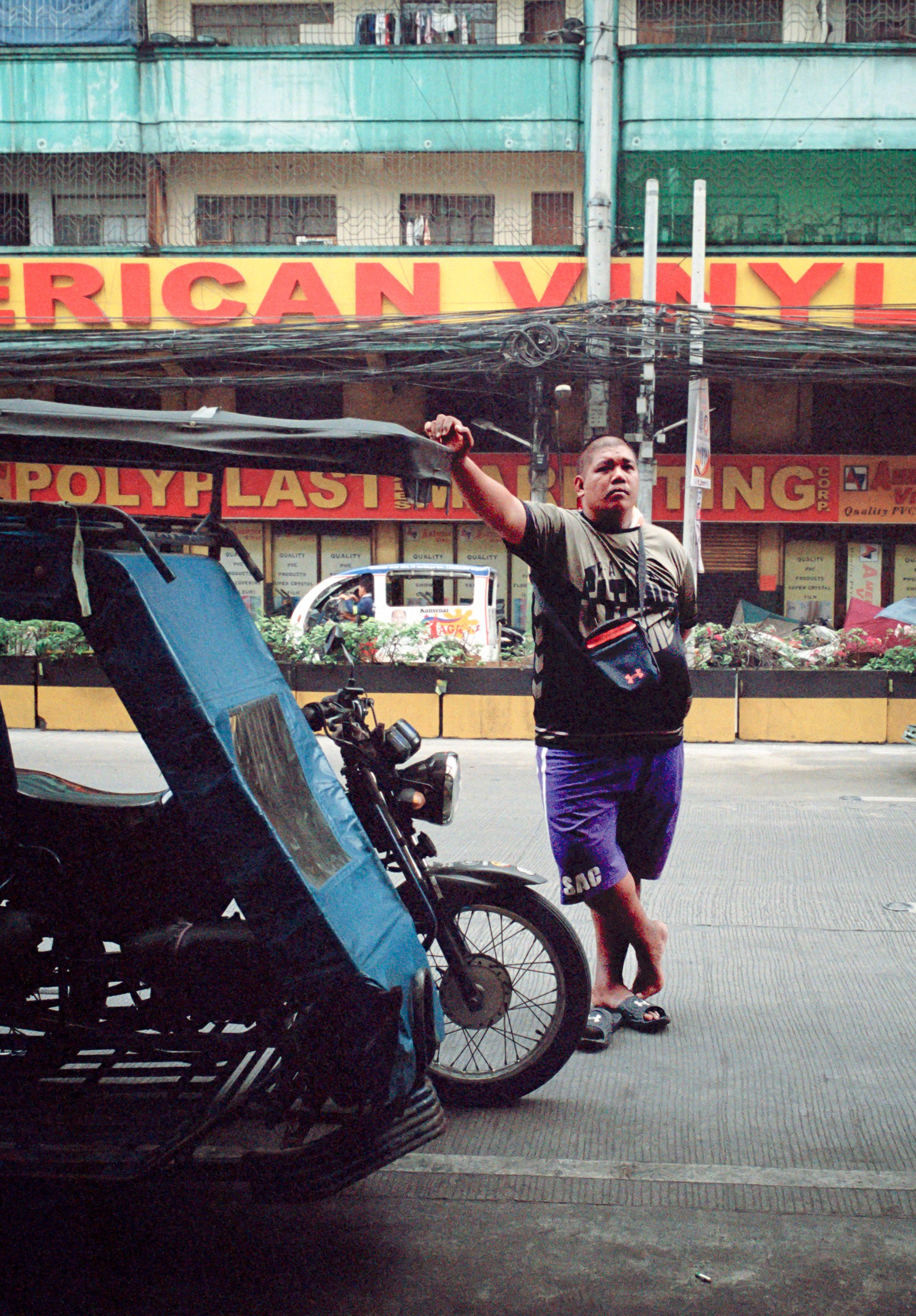 032024-Manila-MP28mm-Portra800-20.jpg