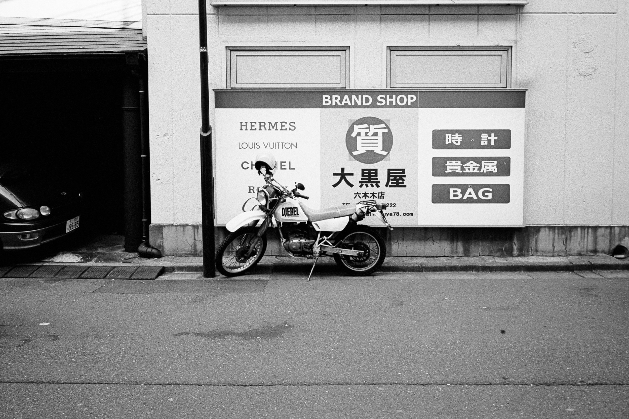 032024-Tokyo-MP28mm-TriX400-06.jpg