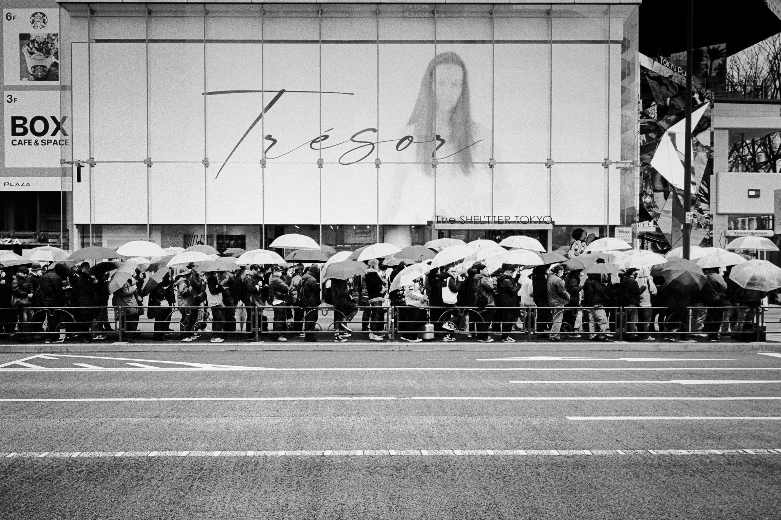 032024-Tokyo-MP28mm-TriX400-12.jpg