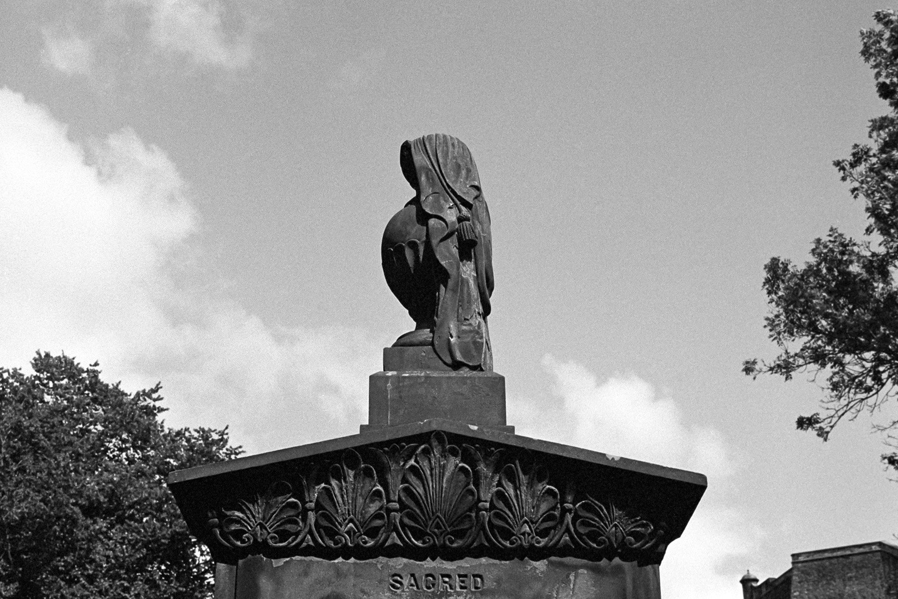 0723-Edinburgh-MP50mm-TX400-06.jpg