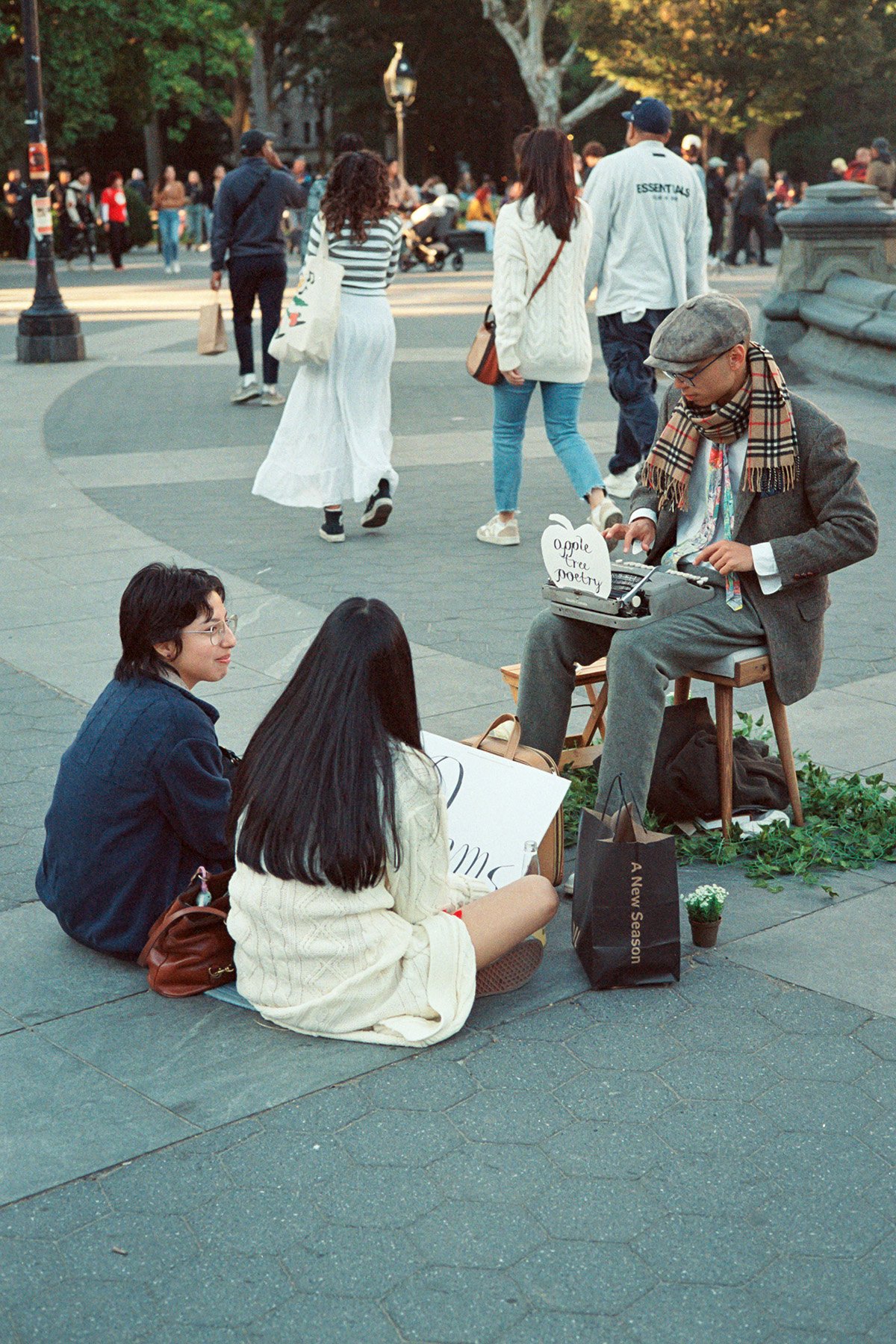 102023-NYC-MP50mm-Portra800-06.jpg