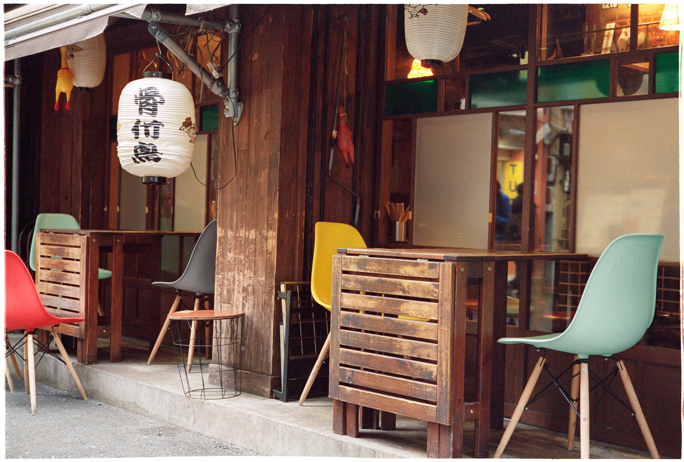 Tokyo-2022-MP-Portra800-05 copy.jpg