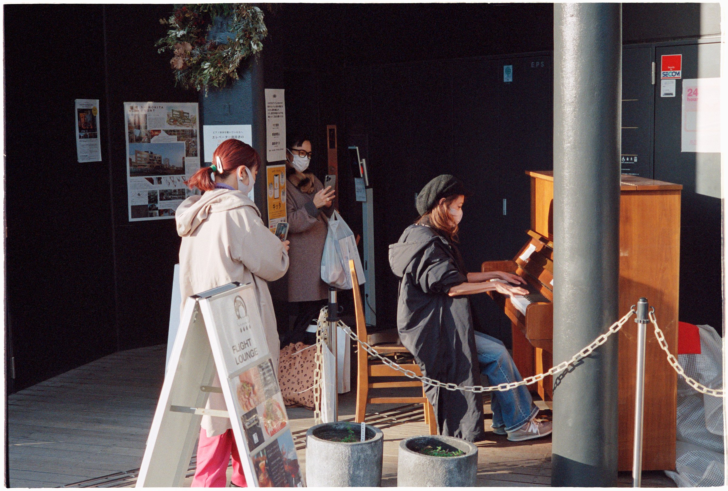 Tokyo-2022-MP-Portra800-13 copy.jpg