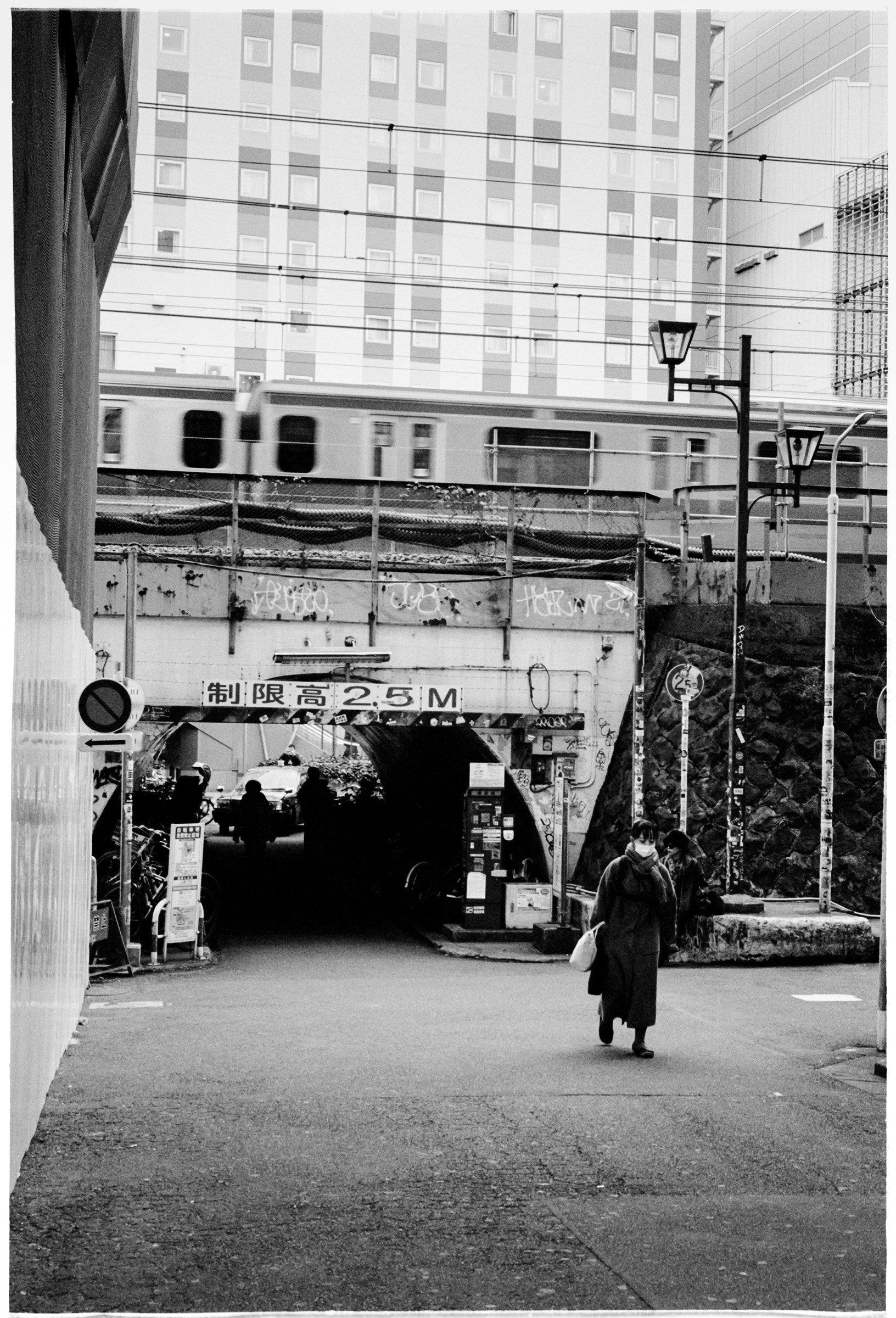 Tokyo-2022-MP-TriX400+1-06 copy.jpg