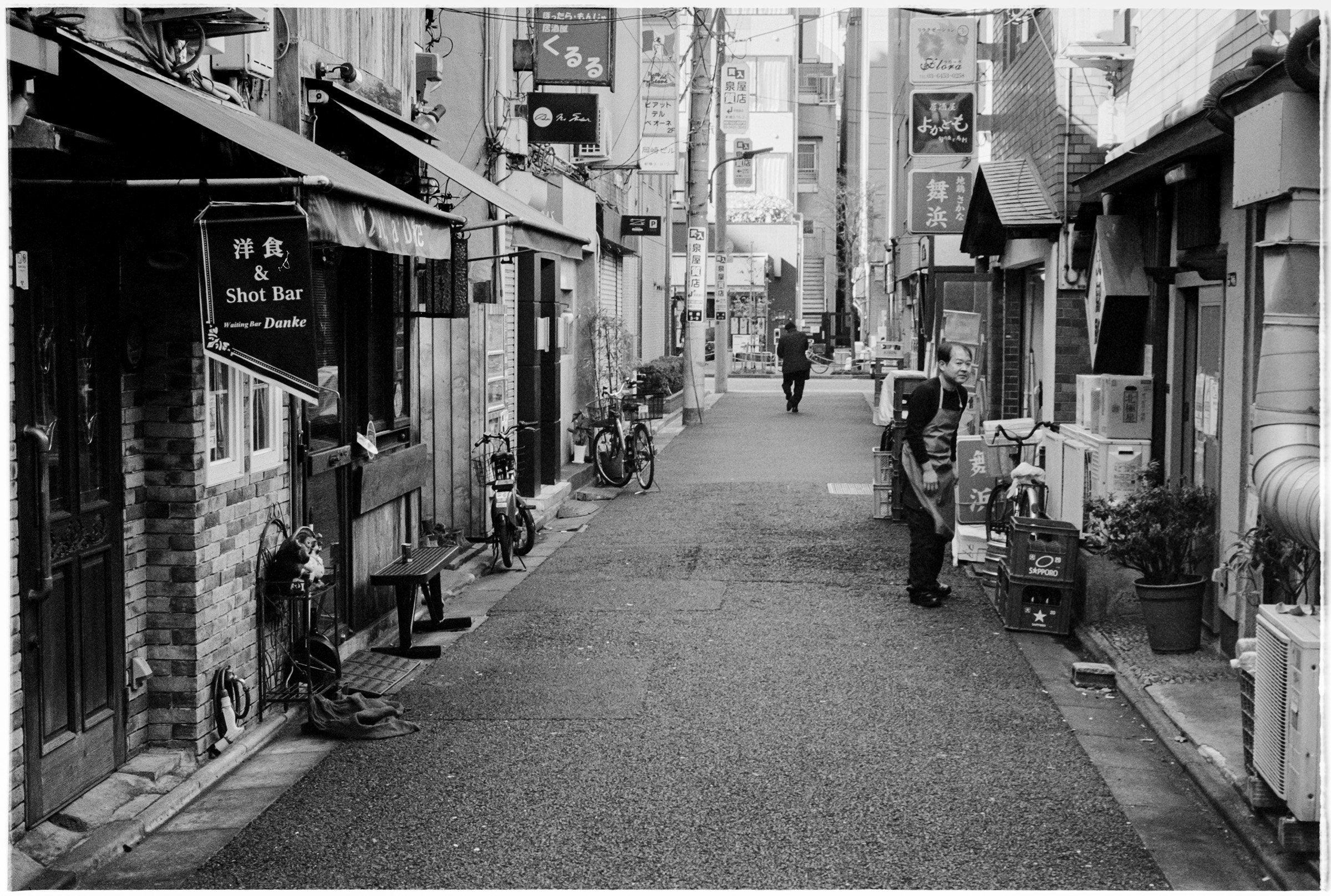 Tokyo-2022-MP-TriX400-44 copy.jpg