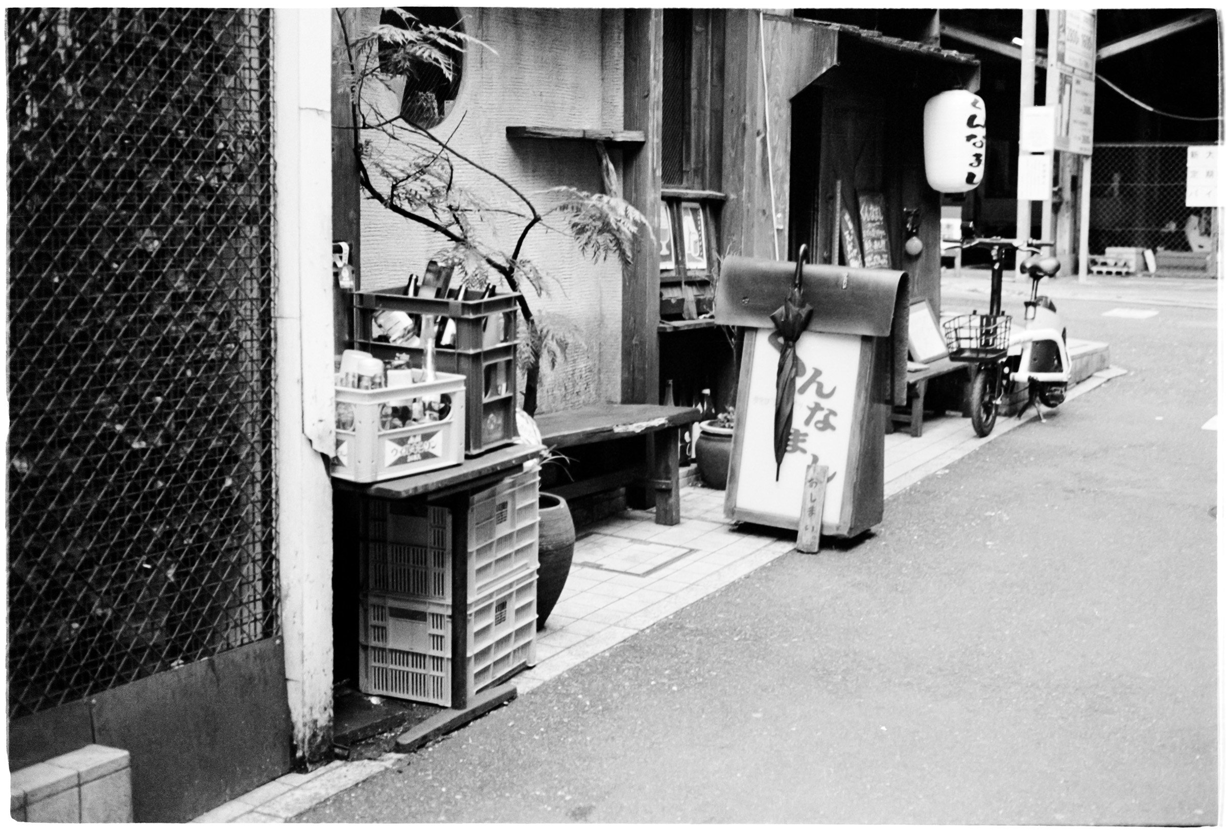 Tokyo-2022-MP-TriX400-74 copy.jpg